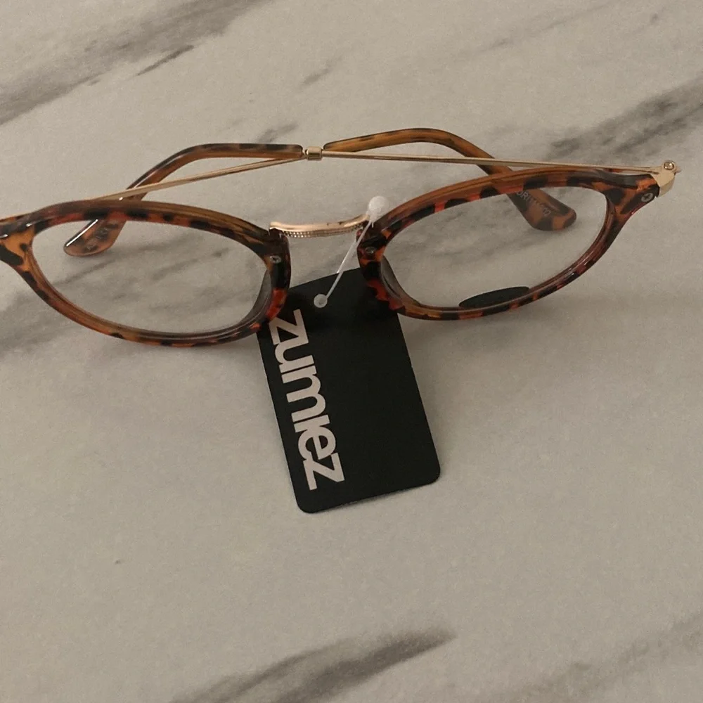 ME Makeover Essentials Tortoise Oval Glasses with Gold Bridge